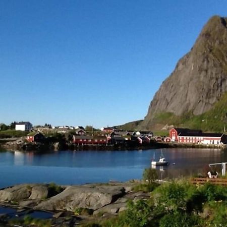 Nordlandshus Ved Havet Pa Reine, Lofoten Exterior photo